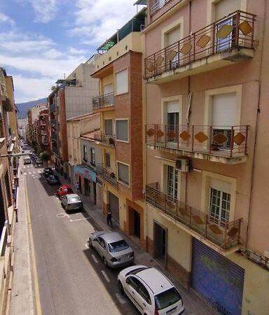 Charming Three Bedroom Apartment In Alcoi エクステリア 写真